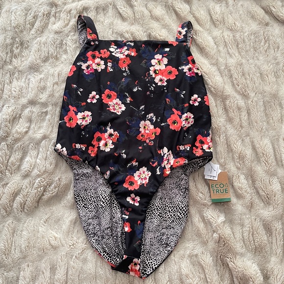 Volcom LEAF IT BE ONE-PIECE SWIMSUIT - BLACK - Picture 2 of 14